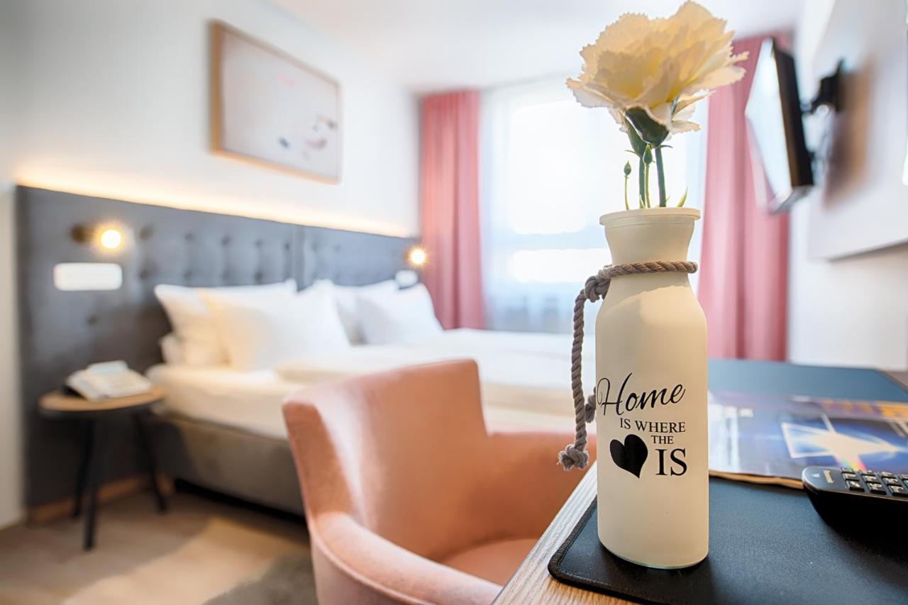 Home Hotel ดอร์ทมุนด์ ภายนอก รูปภาพ