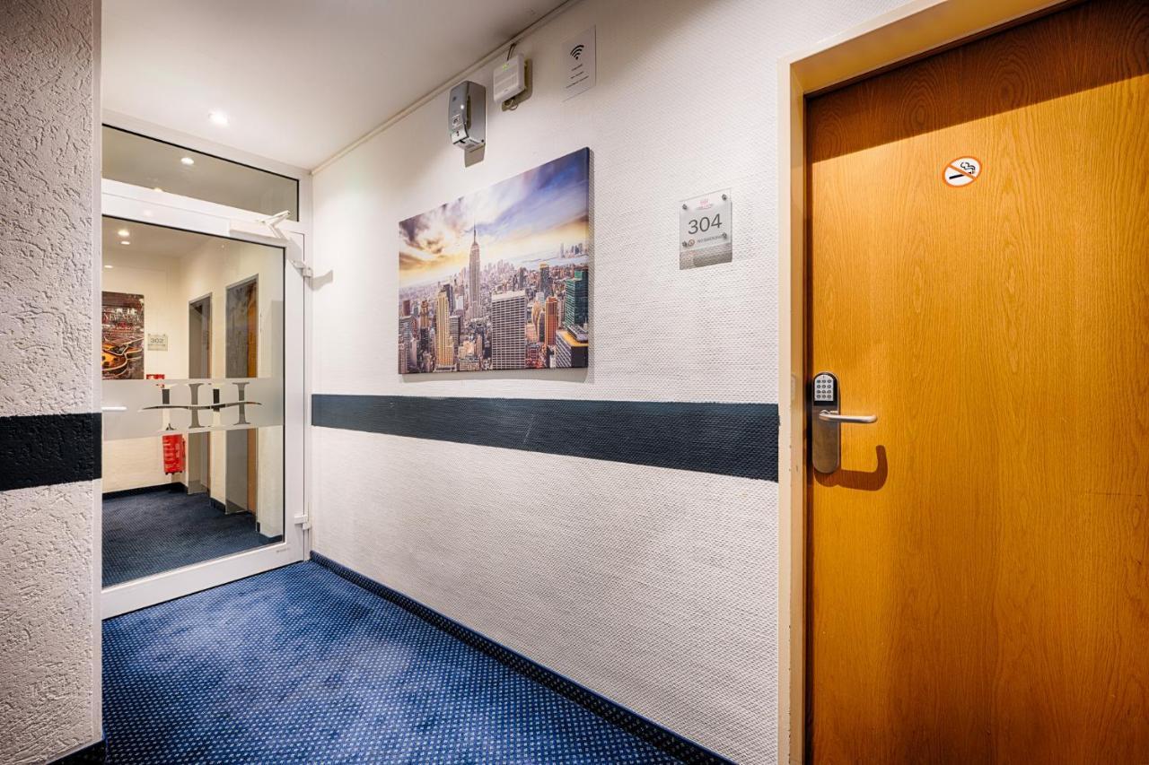 Home Hotel ดอร์ทมุนด์ ภายนอก รูปภาพ